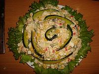"Salata cu surimi si porumb" - poza de vicusha