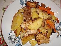 "Cartofi cu carne la cuptor" - poza de Nina-Andreea