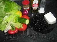 Salata greceasca - Pas 1