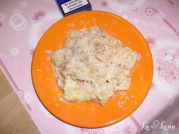 Tortelini cu sos alb - Pas 4
