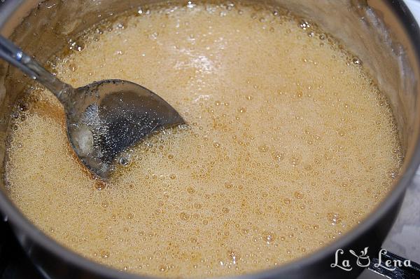 Chocoflan - prajitura cu crema de zahar ars si ciocolata - Pas 3
