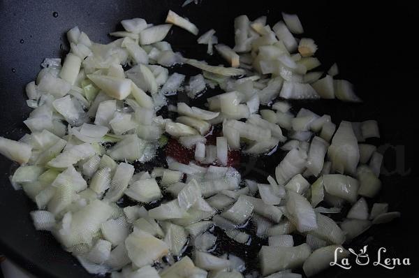 Quiche(Tarta) cu pui, ciuperci si broccoli - Pas 1