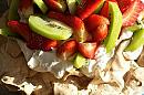 &quot;Pavlova cu fructe de pădure&quot; - poza de FlorinaC