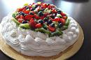 &quot;Pavlova cu fructe de pădure&quot; - poza de Corina79