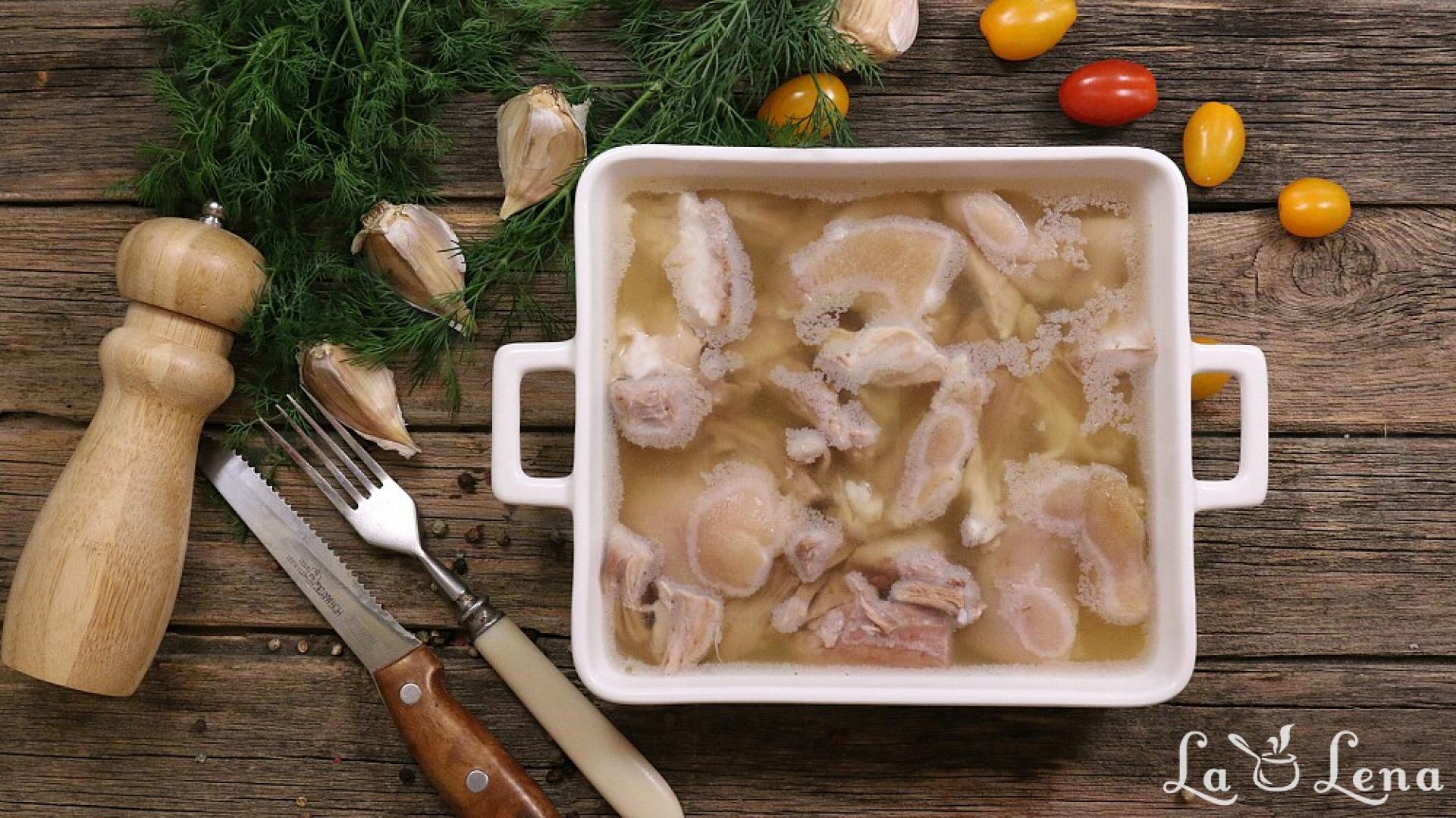 Piftie de porc, sau racituri ca la mama acasa - cu POZE - LaLena.ro