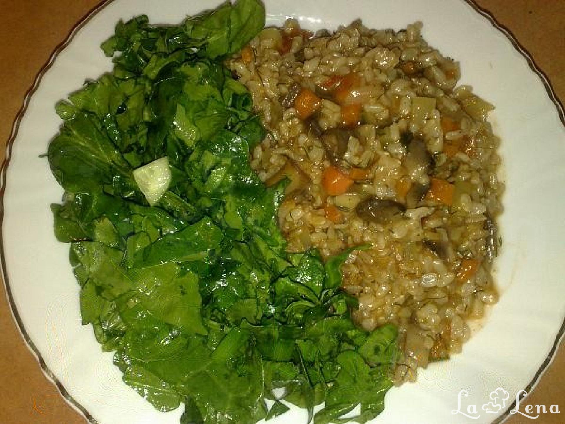 Pilaf cu ciuperci (de post) Retetele utilizatorilor LaLena.ro