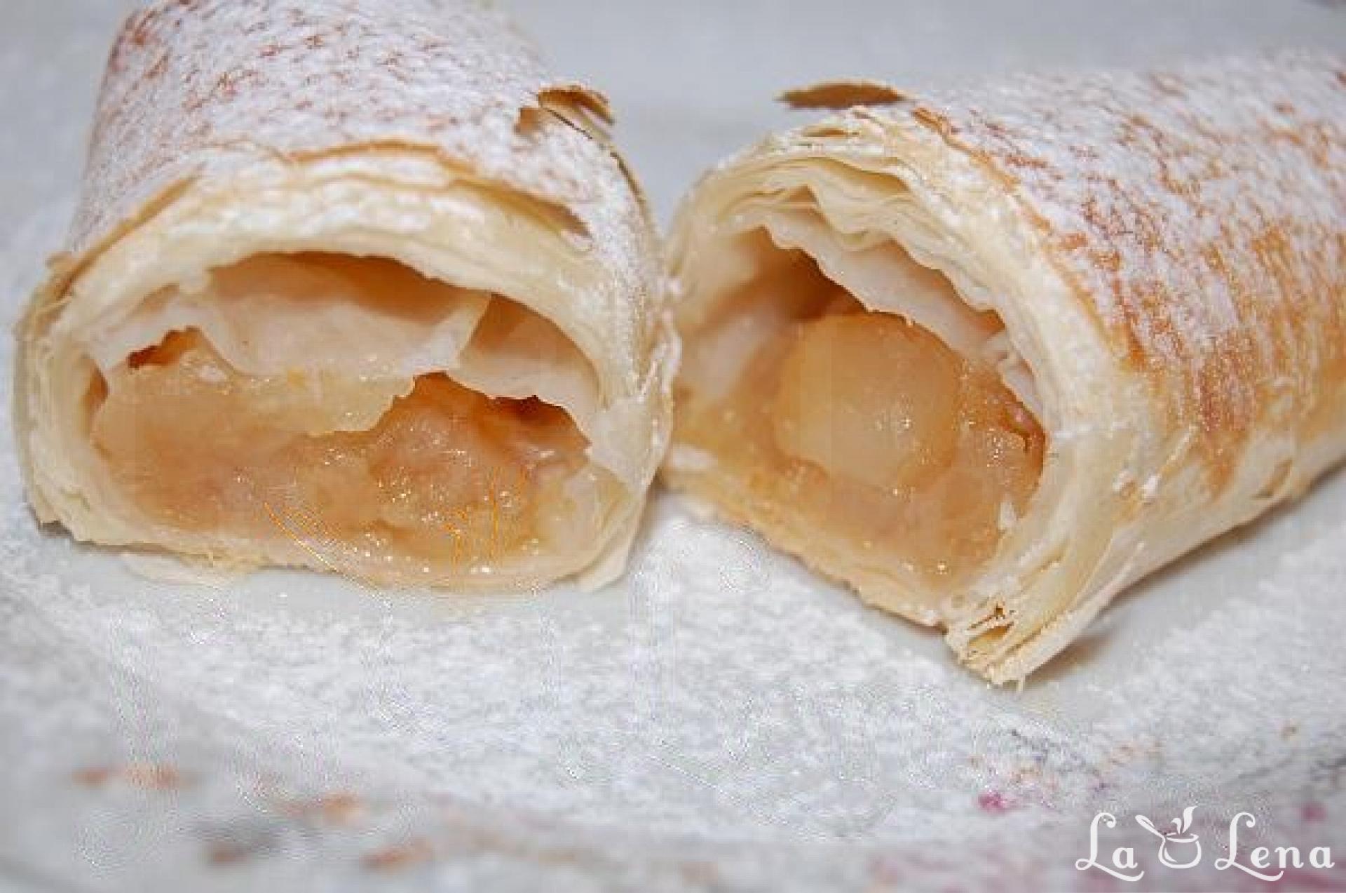 Strudel cu mete