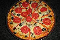 Pizza simplă de casă