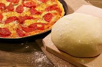 Aluat de pizza rapid, fără drojdie