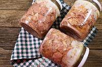 Carne în suc propriu, la borcan