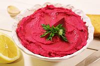 Hummus cu sfeclă roșie