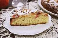 Prăjitură pufoasă cu mere, de post