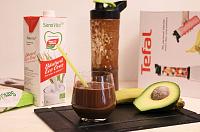 Smoothie cu avocado si ciocolata