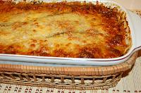 Vinete gratinate cu sos de rosii si cascaval (Melanzane alla Parmigiana)