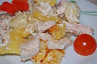 Cartofi cu carne și cașcaval, la cuptor