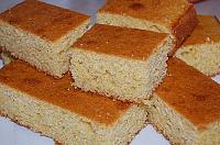 Chec cu malai (Cornmeal Bread)