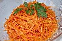 Salată de morcovi coreeană