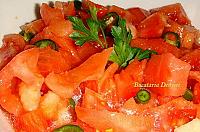 Salată de roșii... picantă