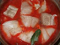 Peste merluciu cu sos de rosii - Pas 5