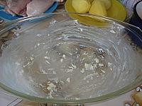 Pulpe/piept de pui pe „pat” de cartofi - Pas 2