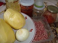 Musaca cu carne și cartofi - Pas 1