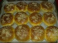 Chifle presarate cu firimituri dulci - Pas 9