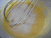Brioșe cu vanilie (Vanilla Cupcakes) - Pas 5