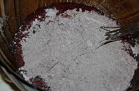 Biscuiti cu ciocolata si dulceata, de post - Pas 3