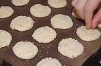 Biscuiti fragezi cu unt (German Butter Cookies) - Pas 10
