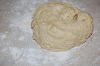Cinnamon Rolls, sau Rulouri cu scortisoara si glazura - Pas 4