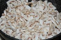 Ciulama de pui cu ciuperci - Pas 3