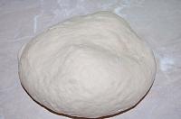 Cornuri pufoase cu rahat(de post) - Pas 4