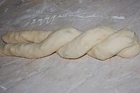 Cozonac de post cu Halva si Rahat - Pas 15