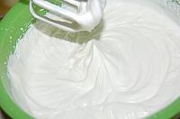 Crema de frisca (cum batem corect smantana pentru a face frisca) - Pas 10