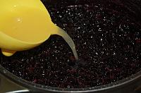 Dulceata de aronia, mere si nuci - Pas 4