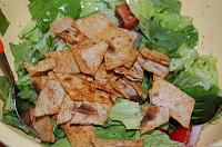 Fatoush (salata libaneza) - Pas 6