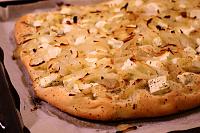 Focaccia cu ceapa si branza - Pas 12