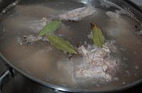 Friptura de miel la tigaie, cu ceapa si usturoi verde - Pas 2