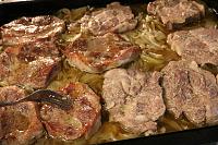 Friptura de porc cu ceapa, la cuptor - Pas 11