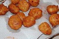 Gogosi aromate cu mere si branza - Pas 7