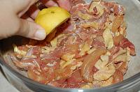 Gyros grecesc de pui, la farfurie - Pas 2