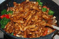 Noodles chinezesti cu pui si legume - Pas 14