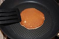Pancakes cu banane - Pas 10