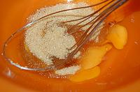 Pancakes cu dovleac si fructe uscate - Pas 2