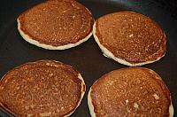 Pancakes cu fulgi de ovaz si scortisoara - Pas 6
