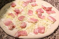 Pizza cu bacon si zucchini - Pas 5