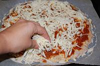 Pizza cu blat de carne tocata - Meatza - Pas 6