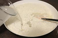 Pizza la cuptor cu lemne si aluat cu dospire lenta - Pas 2