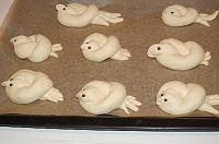 Porumbei din aluat de paine - Pas 10