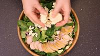 Salata Greceasca cu Pui si Avocado - Pas 12